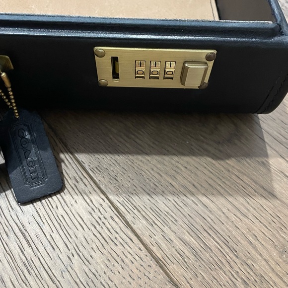 Coach Vintage Briefcase Black Leather Hardcase Original Hang Tags and Paperwork - Picture 7 of 15